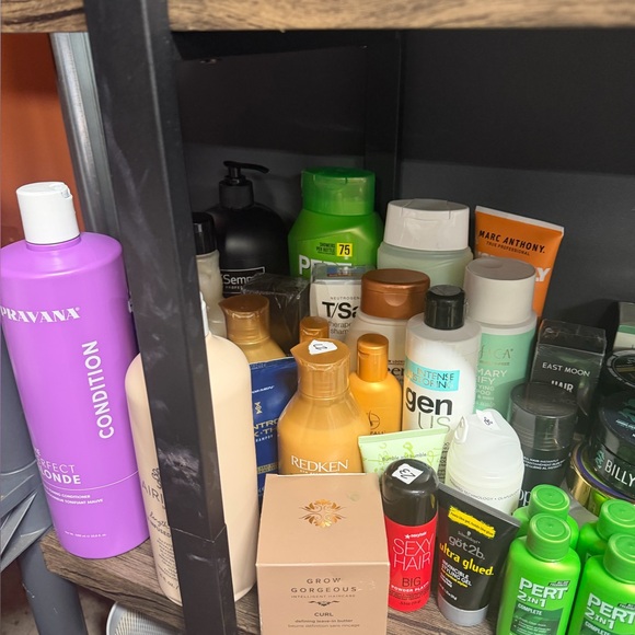 Saturday Night NEW Pallet Health & Beauty 7:30 EST - Picture 9 of 16